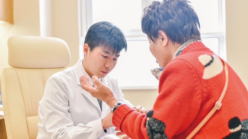 康复护理补贴定点机构名单：揭秘养老护理补贴政策