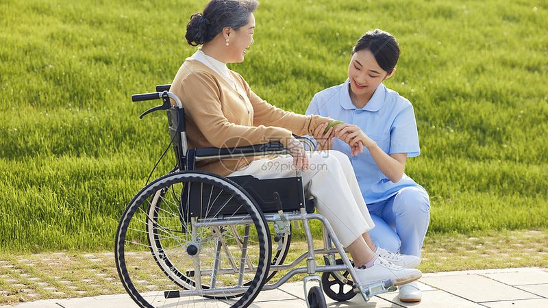 老年助餐服务：如何选择合适的服务商**