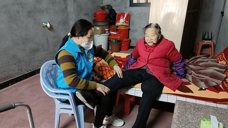 失能老人护理床怎么选方法